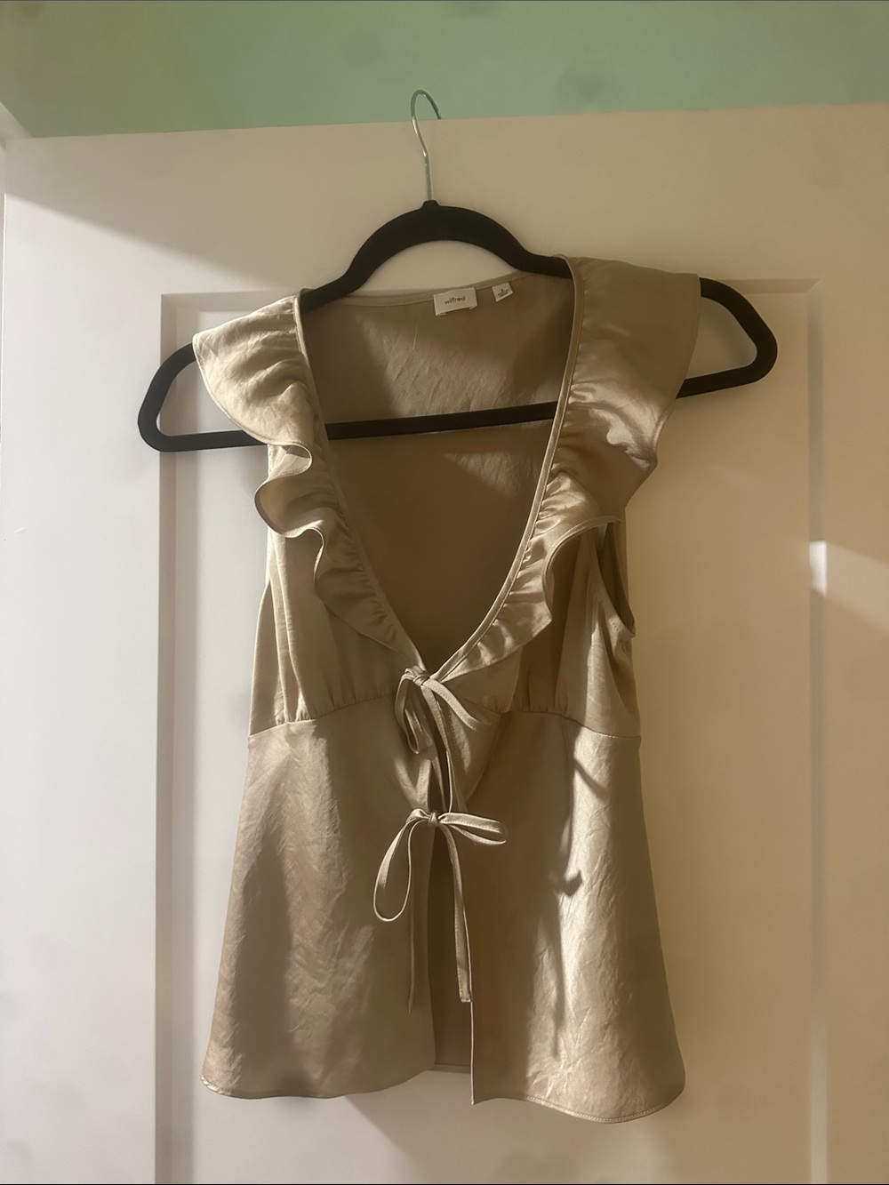 Aritzia Satin Ruffled Tie-Front Top in Champagne